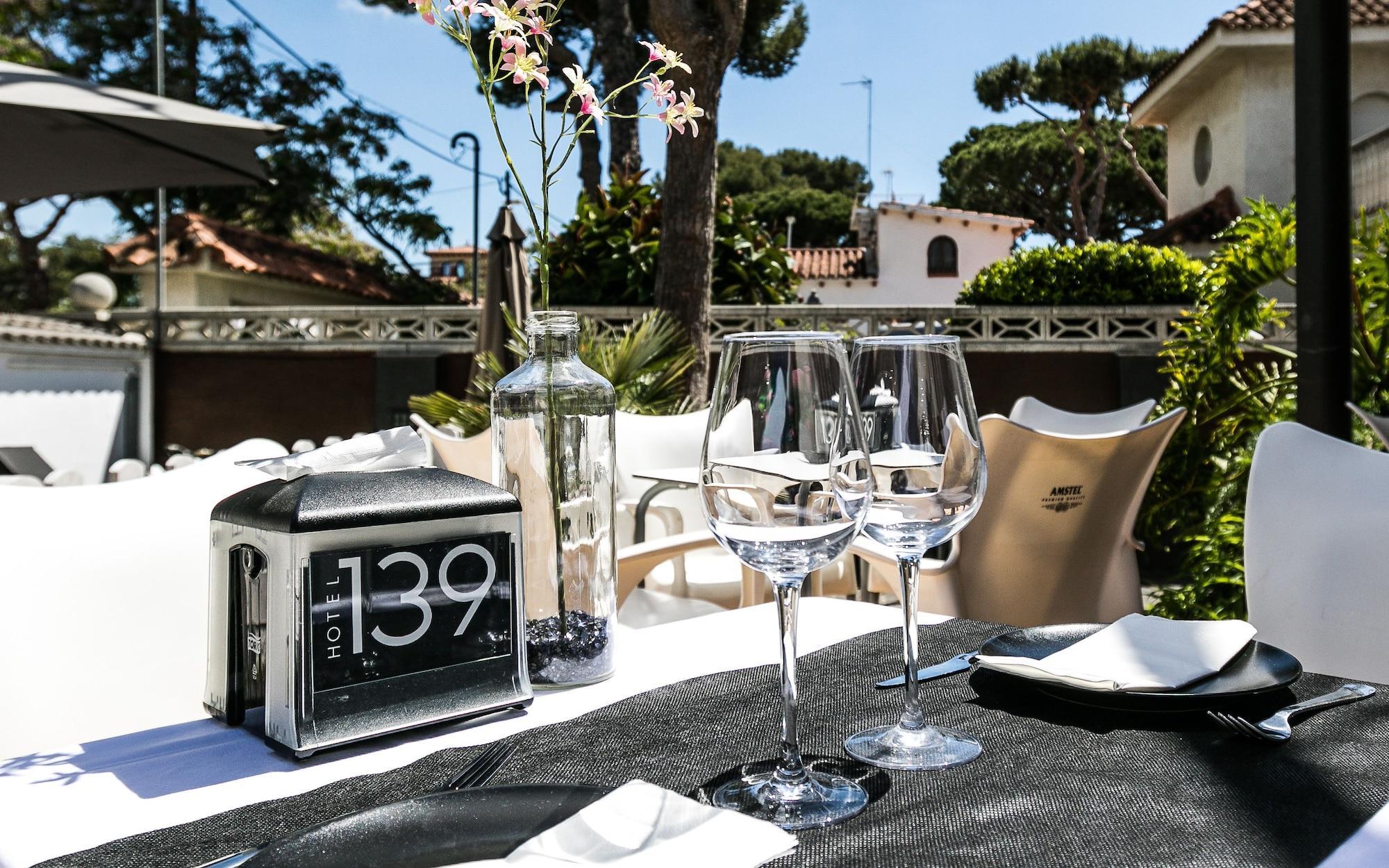 Hotel 139 Castelldefels Zewnętrze zdjęcie
