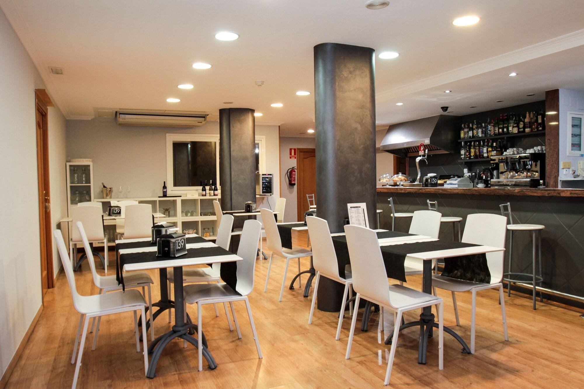 Hotel 139 Castelldefels Zewnętrze zdjęcie