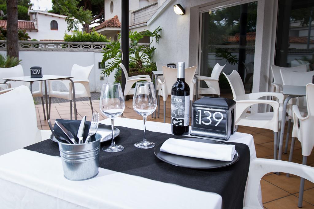 Hotel 139 Castelldefels Zewnętrze zdjęcie