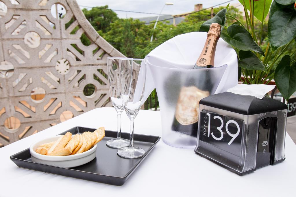 Hotel 139 Castelldefels Zewnętrze zdjęcie